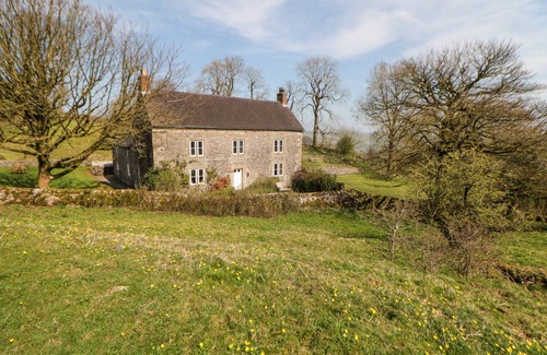Cauldon Low Cottage | Cabin ∙ 4 bedrooms ∙ 8 guests
