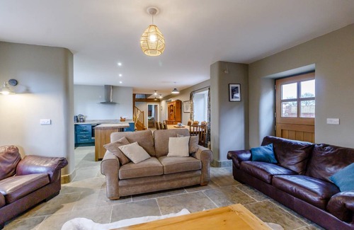 Stainforth Cottage | Cabin ∙ 4 bedrooms ∙ 9 guests