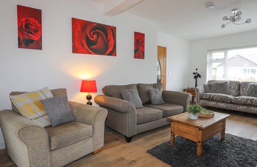 Criccieth Cottage | Cabin ∙ 4 bedrooms ∙ 8 guests