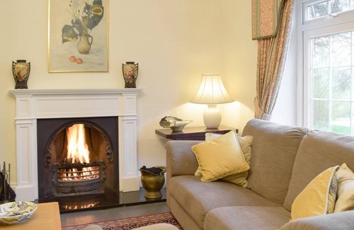 Narberth Cottage | Cabin ∙ 4 bedrooms ∙ 8 guests