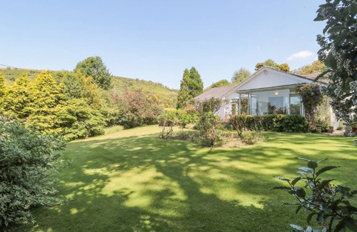 Portesham Cottage | Cabin ∙ 4 bedrooms ∙ 8 guests