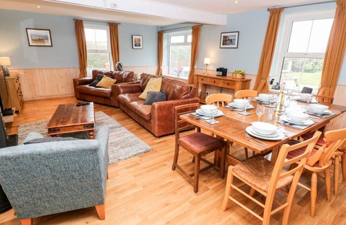 Porthgain Cottage | Cabin ∙ 4 bedrooms ∙ 7 guests