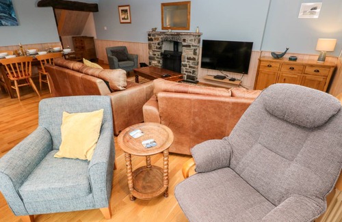 Porthgain Cottage | Cabin ∙ 4 bedrooms ∙ 7 guests