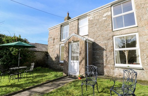 Penzance Cottage | Cabin ∙ 4 bedrooms ∙ 6 guests