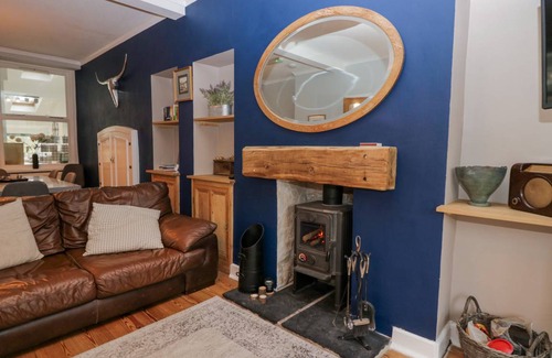 Silverdale Cottage | Cabin ∙ 4 bedrooms ∙ 8 guests