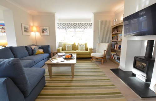 Thorpeness Cottage | Cabin ∙ 4 bedrooms ∙ 8 guests