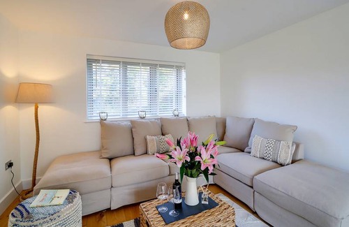 Trelights Cottage | Cabin ∙ 4 bedrooms ∙ 8 guests