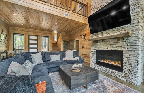 Pickens Cabin | Cabin ∙ 4 bedrooms ∙ 12 guests