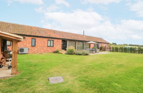 Norwich Cottage | Cabin ∙ 4 bedrooms ∙ 10 guests