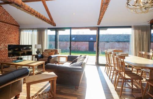 Norwich Cottage | Cabin ∙ 4 bedrooms ∙ 10 guests