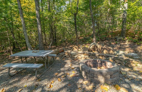 Stanardsville Cabin | Cabin #4 - Sugar Shack