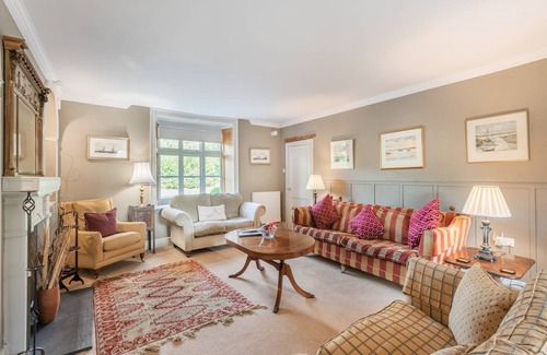 Sleaford Cottage | Cabin ∙ 5 bedrooms ∙ 12 guests