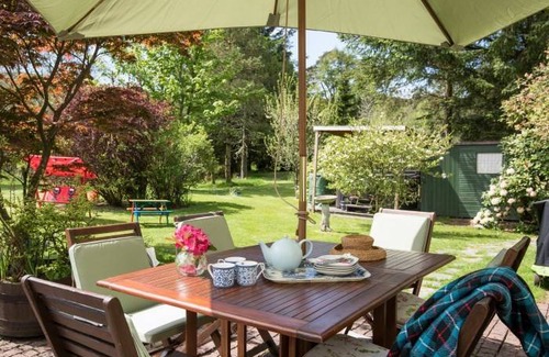 Kilcreggan Cottage | Cabin ∙ 5 bedrooms ∙ 14 guests