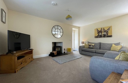 Scaniport Cottage | Cabin ∙ 5 bedrooms ∙ 9 guests