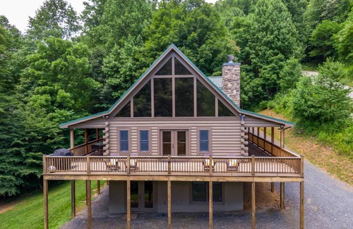 Frank Cabin | Cabin ∙ 5 bedrooms ∙ 14 guests