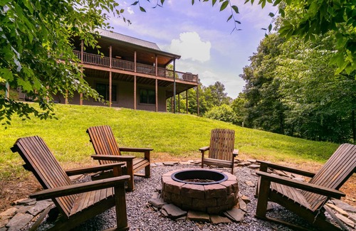 Frank Cabin | Cabin ∙ 5 bedrooms ∙ 14 guests
