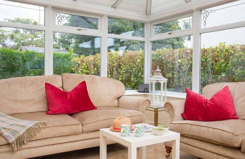 Menai Bridge Cottage | Cabin ∙ 5 bedrooms ∙ 9 guests