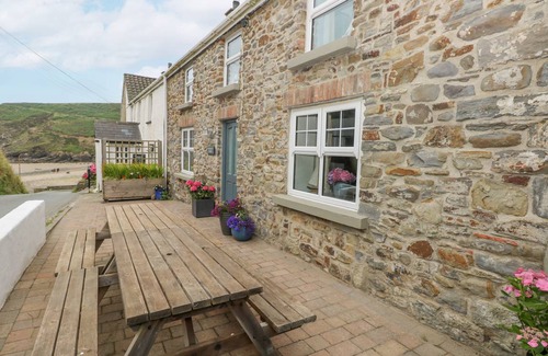 Nolton Cottage | Cabin ∙ 5 bedrooms ∙ 10 guests