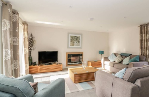 Norwich Cottage | Cabin ∙ 5 bedrooms ∙ 11 guests