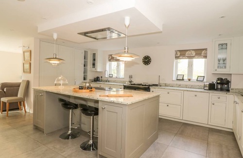 Norwich Cottage | Cabin ∙ 5 bedrooms ∙ 11 guests