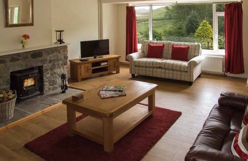 Knighton Cottage | Cabin ∙ 5 bedrooms ∙ 10 guests