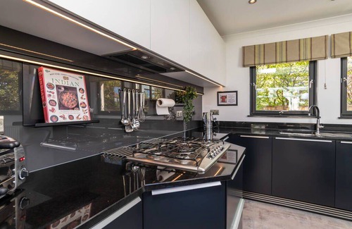 Crail Cottage | Cabin ∙ 5 bedrooms ∙ 10 guests