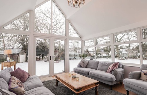 Kingussie Cottage | Cabin ∙ 5 bedrooms ∙ 10 guests