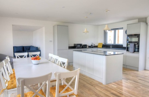 Charmouth Cottage | Cabin ∙ 5 bedrooms ∙ 10 guests