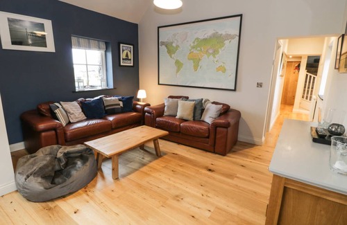 Mynytho Cottage | Cabin ∙ 5 bedrooms ∙ 11 guests