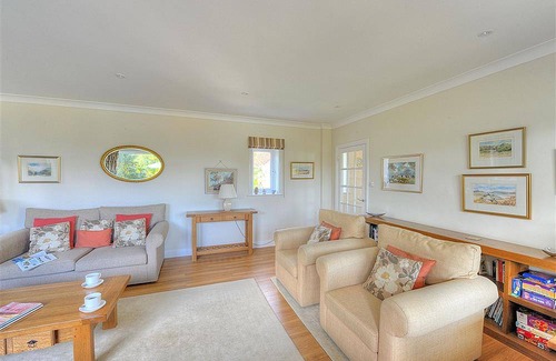 Lyme Regis Cottage | Cabin ∙ 5 bedrooms ∙ 10 guests