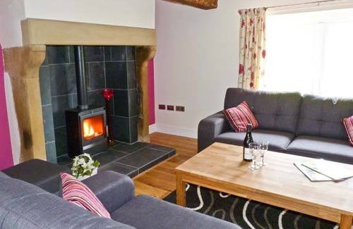 Welton Cottage | Cabin ∙ 5 bedrooms ∙ 12 guests