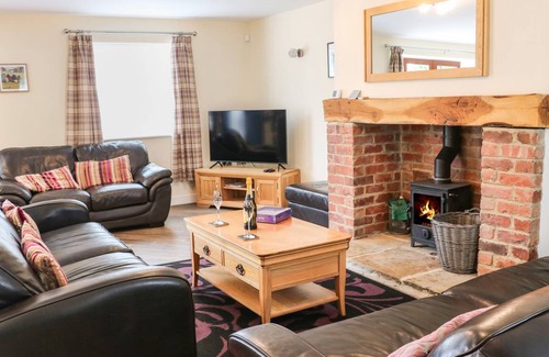 Tudhoe Cottage | Cabin ∙ 5 bedrooms ∙ 10 guests