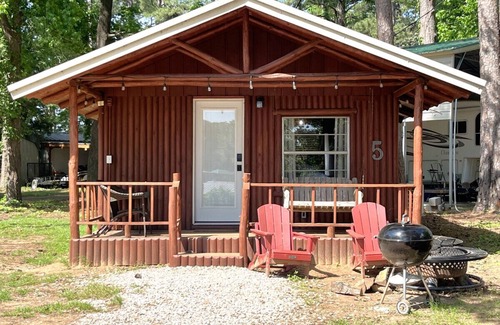 Hemphill House | Cabin 5 Waterfront Cedar Cabin, Deck