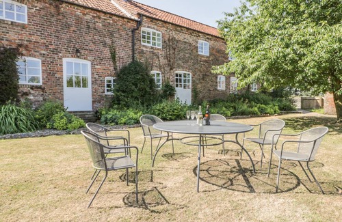 Winestead Cottage | Cabin ∙ 6 bedrooms ∙ 13 guests