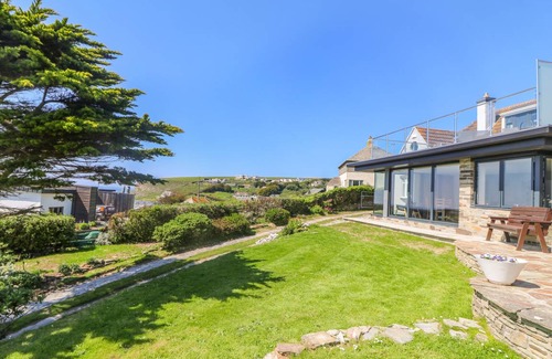 Trenance Cottage | Cabin ∙ 6 bedrooms ∙ 10 guests