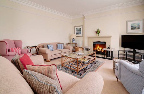 Trebetherick Cottage | Cabin ∙ 6 bedrooms ∙ 12 guests