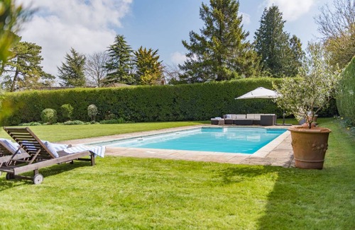 Charing Cottage | Cabin ∙ 6 bedrooms ∙ 12 guests