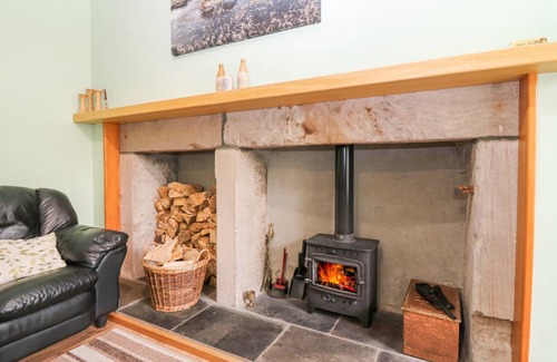 Huntly Cottage | Cabin ∙ 6 bedrooms ∙ 13 guests