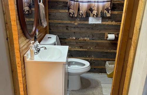 South Fork Cabin | Cabin 6 - Grandview Cabins