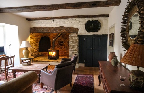 Felindre Farchog Cottage | Cabin ∙ 7 bedrooms ∙ 14 guests