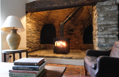 Felindre Farchog Cottage | Cabin ∙ 7 bedrooms ∙ 14 guests