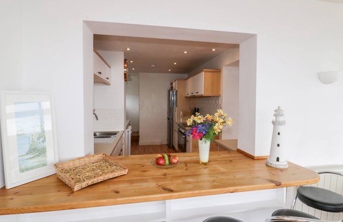 Penzance Cottage | Cabin ∙ 7 bedrooms ∙ 14 guests