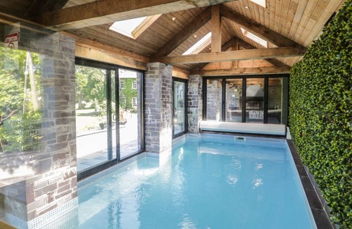 Bethesda Cottage | Cabin ∙ 7 bedrooms ∙ 20 guests