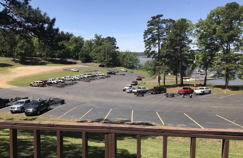 Columbus Cabin | Cabin 7- Overlooks Yarborough Landing and Millwood Lake