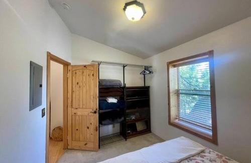 Boulder Bay House | Cabin 7 sleeps 8 BEAUTIFUL BOULDER BAY, BIG BEAR