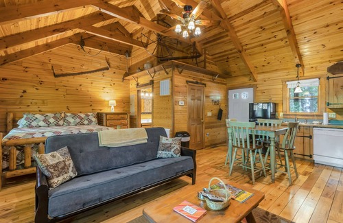 Stanardsville Cabin | Cabin #7 - Snuggle Den | 0 Bed, 1 Bath