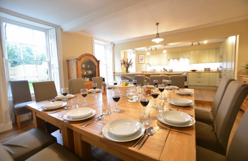 Beccles Cottage | Cabin ∙ 8 bedrooms ∙ 17 guests
