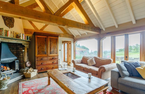 Pontfadog Cottage | Cabin ∙ 8 bedrooms ∙ 17 guests