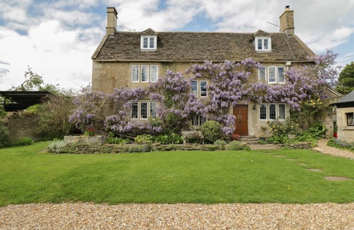 Chippenham Cottage | Cabin ∙ 8 bedrooms ∙ 18 guests