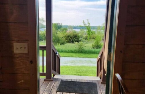 Columbia Cabin | Cabin close to Lake Rathbun #4n